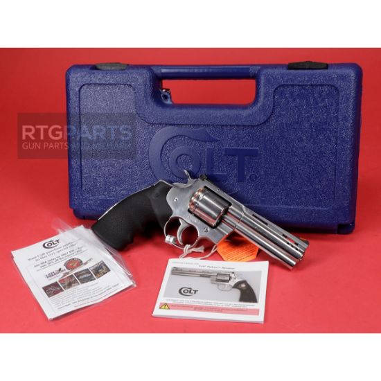 Colt's Manufacturing, Colt Grizzly, Revolver, 357 Magnum, 4.25" Ported Barrel, Stainless Steel Finish, Hogue Overmolded Rubber Grip, Red Ramp Front & Adjustable Rear Sights, 6 Rounds, 098289005496,  FFL-COLT-GRIZZLY-SP4RTS, RTG Parts