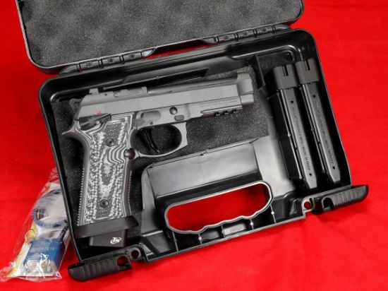 Beretta, 92XI Squalo, Single Action Only, Full Size Pistol, 9MM, 4.7" Barrel, Cerakote Finish, Black, Optics Ready, Ambidextrous Safety, Fiber Optic Front Sight, Flared Magwell, Three 22rd Magazines, 082442975979, FFL-BERETTA-J92XFMSA21LCO, RTG Parts