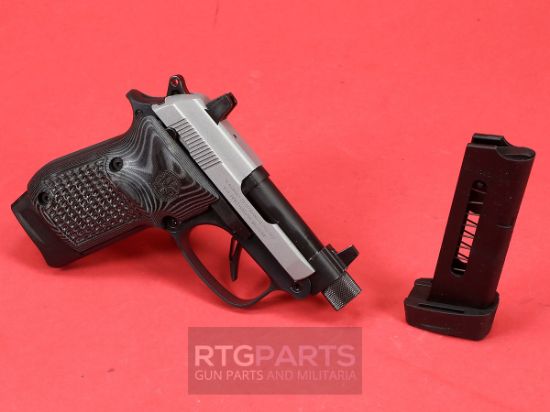Picture of BERETTA 20X BOBCAT 22LR BLACK INOX THREADED BARREL