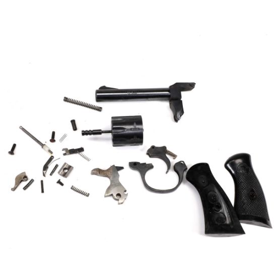 Picture of H&R MODEL 900 .22LR REVOLVER PARTS KIT