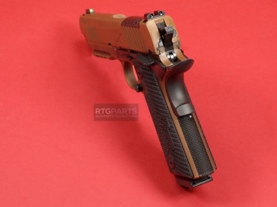 Sig Sauer, 1911 X Carry, Single Action Only, Semi-automatic, Commander Size, 45ACP, 4.25" Barrel, DLC Finish, Black and Coyote, Optics Ready, G10 Grips, XRay3 Day/Night Sights, Ambidextrous Safety, 8 Rounds, 2 Magazines, 798681688449, FFL-1911XCA-45-CXR3, RTG Parts