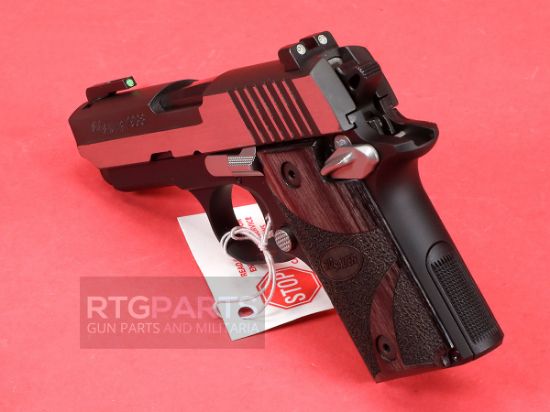 Picture of SIG SAUER P938 EQUINOX 9MM NS 2-TONE NITRON AMBI