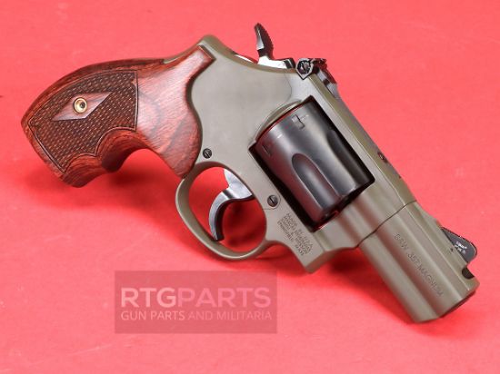 Picture of SMITH & WESSON PERFORMANCE CENTER 19 CARRY COMP 357 MAG, NO-LOCK, 14451