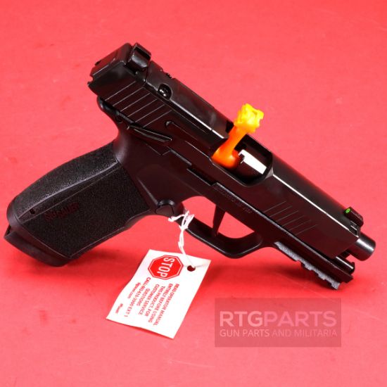 Picture of SIG SAUER P365 XMACRO 3.7" 9MM W/ FREE VAULTEK, 3X17RD MAGS