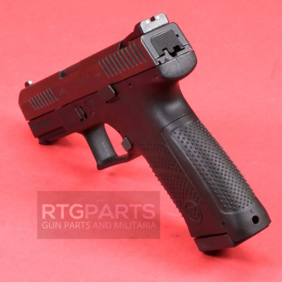 Picture of DEMO CZ P-10 C 4" BLACK 2X15RD PN91531 W/ HOLSTER