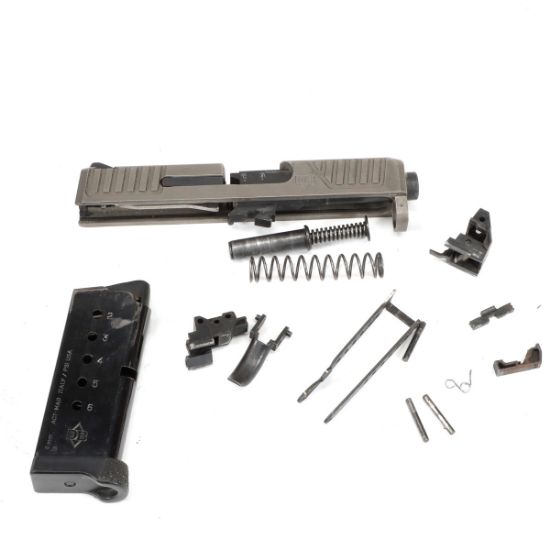 Picture of DIAMONDBACK ARMS DB9 PARTS KIT WITH MAG
