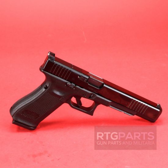 Picture of GLOCK 17L GEN5 MOS 6.02" 9MM LONG SLIDE 3X17RD MAGS