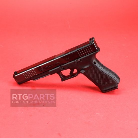 Picture of GLOCK 17L GEN5 MOS 6.02" 9MM LONG SLIDE 3X17RD MAGS