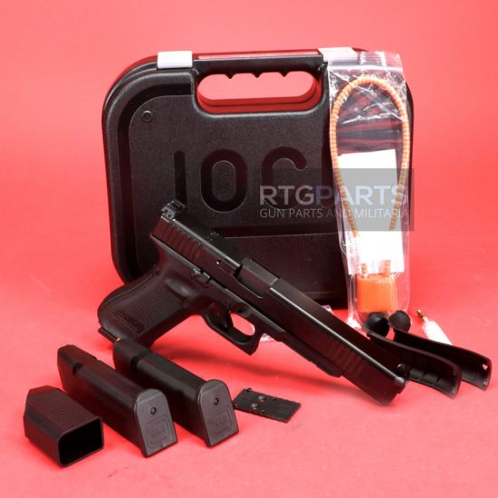Picture of GLOCK 17L GEN5 MOS 6.02" 9MM LONG SLIDE 3X17RD MAGS