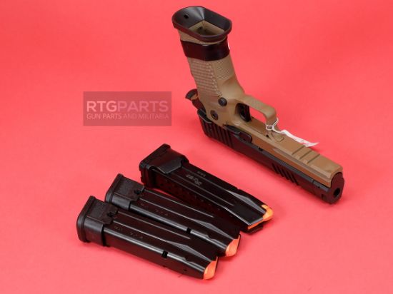 Picture of SIG SAUER P211-GTO COMBAT 9MM 4.4" COMP 23RD BLK/COY, 211F-9-GTO-CBT