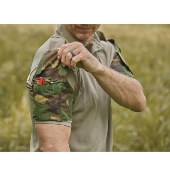 Dutch Camo arm wallet in like new condition. Original surplus in the very cool Dutch DPM camo, Made in The Netherlands, ALT-DMP, RTG Parts