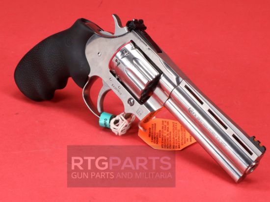 Colt's Manufacturing, Colt King Cobra, Double Action/Single Action, Revolver, 22 LR, 4.25" Barrel, Stainless Steel, Silver, Black Grips, 10 Rounds, 098289001368, FFL-COLT-KCOBRA22-SP4RFO, RTG Parts
