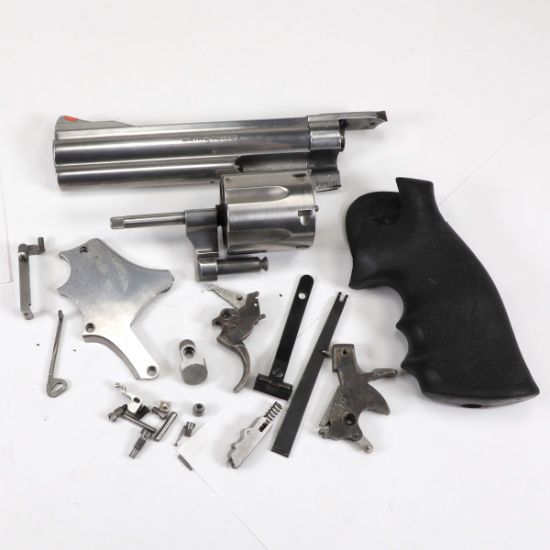 Picture of S&W 686 6" PARTS KIT