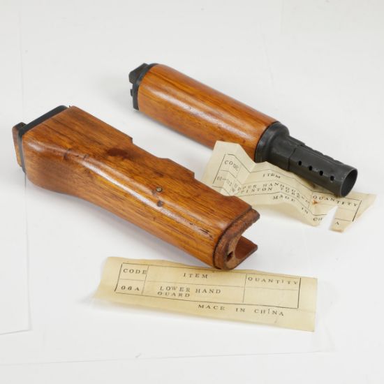 Picture of CHINESE AK HANDGUARD SET WITH VENTED GAS TUBE, NOS