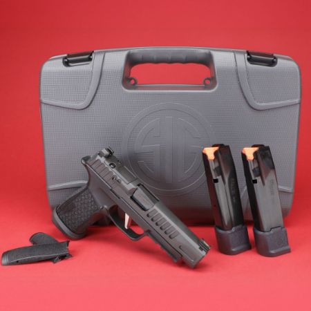 Sig Sauer, P365 Fuse, Compact, 9MM, 4.3" Barrel, Black, Sig Sauer LXG Grip, Fiber Optic Front and Low Profile Combat Rear Sights,17rd/21rd, 3 Magazines, X-Macro, XMacro, 798681698721, FFL-SIG-365XF-9-BFO, RTG Parts