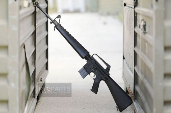 Harrington & Richardson, M16A1, Semi-automatic, AR, 5.56 NATO, 20" Threaded Barrel, 1/2X28 Thread Pitch, Anodized Finish, Black, A1 Pistol Grip, Fixed Stock, Carry Handle Iron Sights, 20 Rounds, 1 Magazine,810141220935, FFL-HR51655139751, RTG Parts