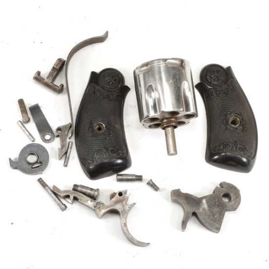Picture of IVER JOHNSON 38SW PARTIAL PARTS KIT