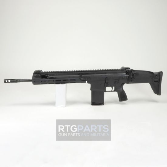Picture of FN SCAR 17S 7.62NATO 16" 20RD  BLACK