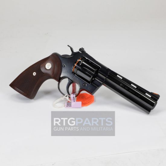 Picture of COLT PYTHON 357MAG 5" BLUED WOOD