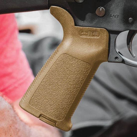 Magpul MOE Grip MCT, Medium Coyote Tan, Fits AR AR15 M4 M16, Plus, Magpul Industries, 840815150848, MP-MAG415-MCT, RTG Parts