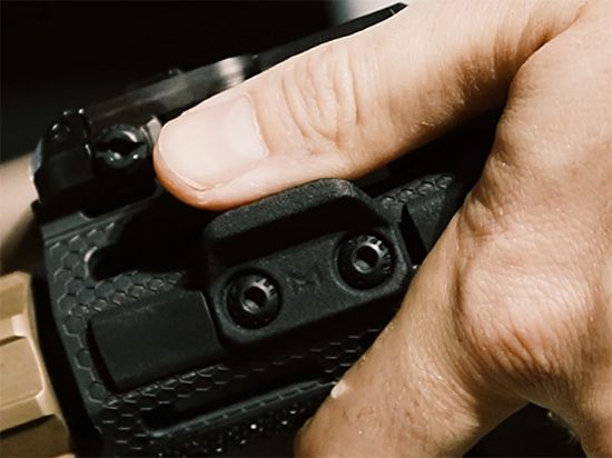 Magpul, Thumb Shelf, Grip, MCB, Fits Octagonal Aluminum M-LOK Handguards, 1 Slot, Matte Finish, Medium Coyote Brown, 840815151173, MP-MAG1568-MCB, RTG Parts