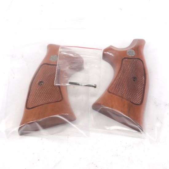 Picture of S&W K L FRAME SQUARE BUTT OEM MEDALION WOOD GRIPS