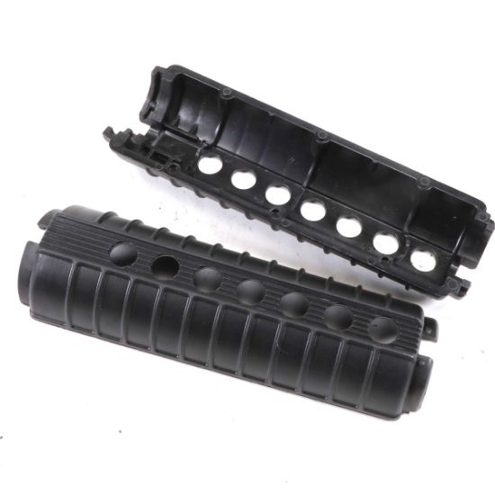 Picture of PLASTIC M4 STYLE HANDGUARD SET USED VG